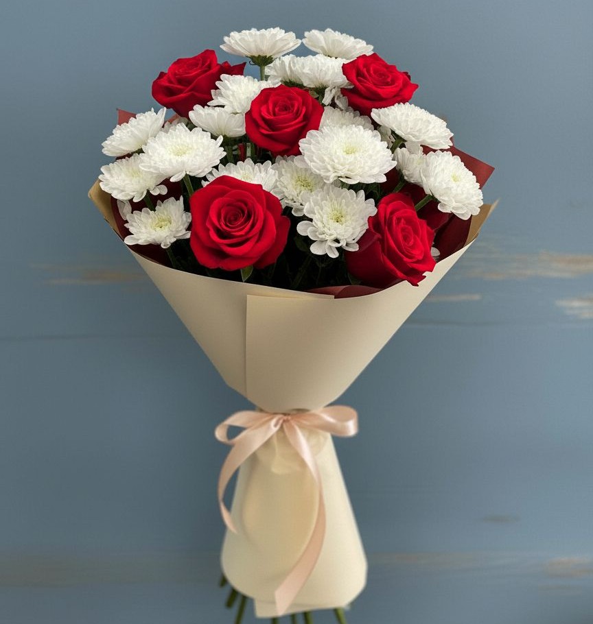 Букет цветов из: Розы и Хризантемы в Гремячево