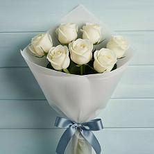 Букет 7 Белых роз Эдлесс Лав в Гремячево
