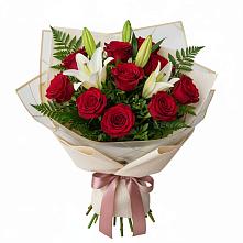 Букет цветов из:  Лилии и Розы в Гремячево