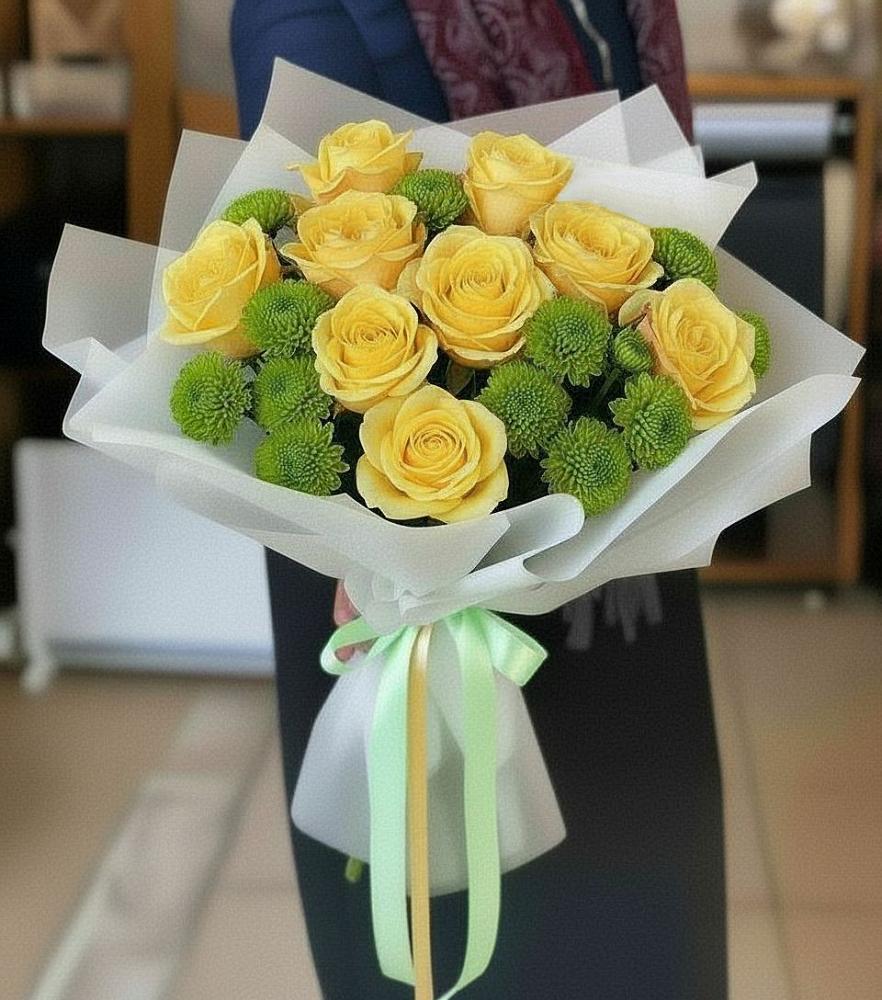 Букет цветов из: Хризантемы и Розы в Гремячево