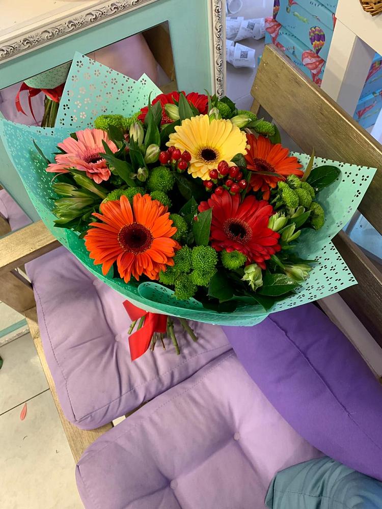 Букет цветов из: Герберы, Хризантемы и Альстромерии в Гремячево