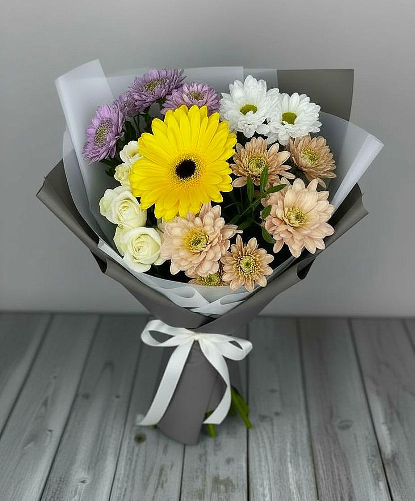 Букет цветов из: Розы, Герберы и Хризантемы в Гремячево