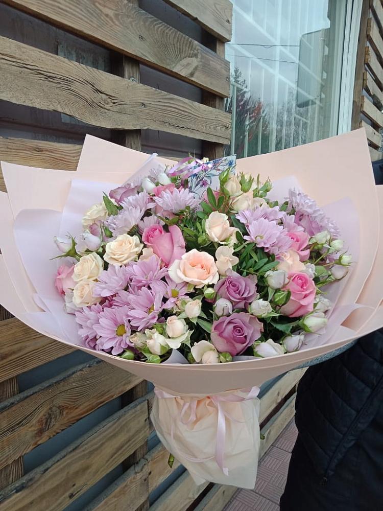 Букет цветов из: Розы и Хризантемы в Гремячево