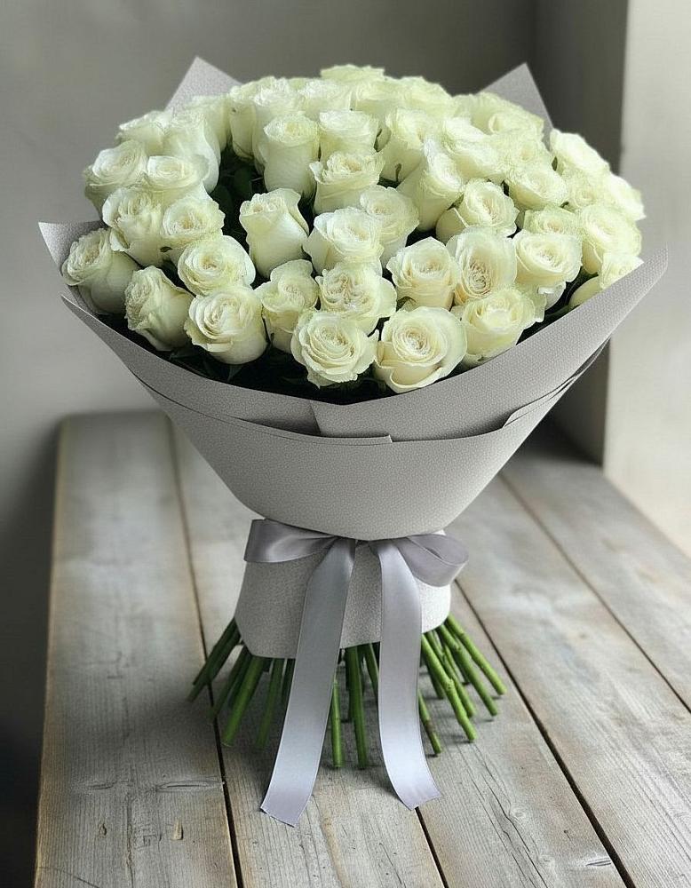 Букет 35 Белых роз в Гремячево