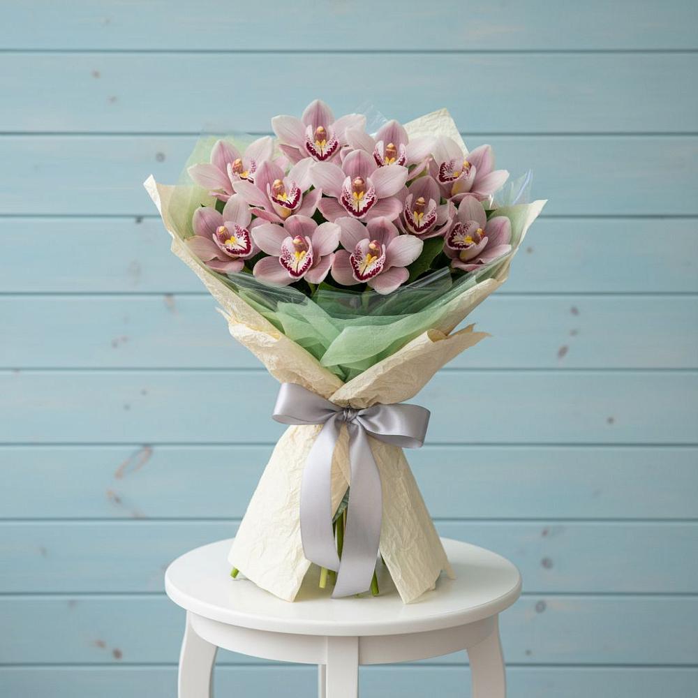 Букет цветов из: Орхидеи и Розы в Гремячево