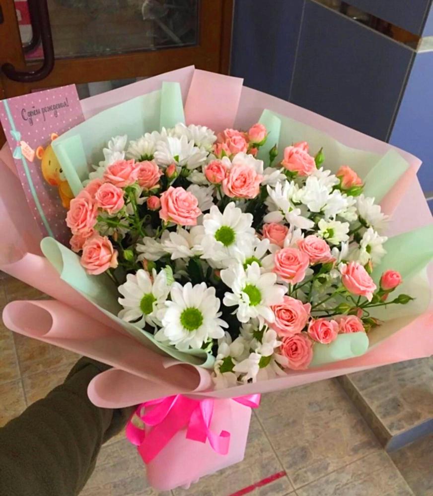 Букет цветов из: Розы и Хризантемы в Гремячево