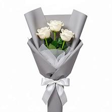 Букет 3 белые розы в Гремячево