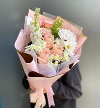 Букет цветов из:  Хризантемы и Розы в Гремячево