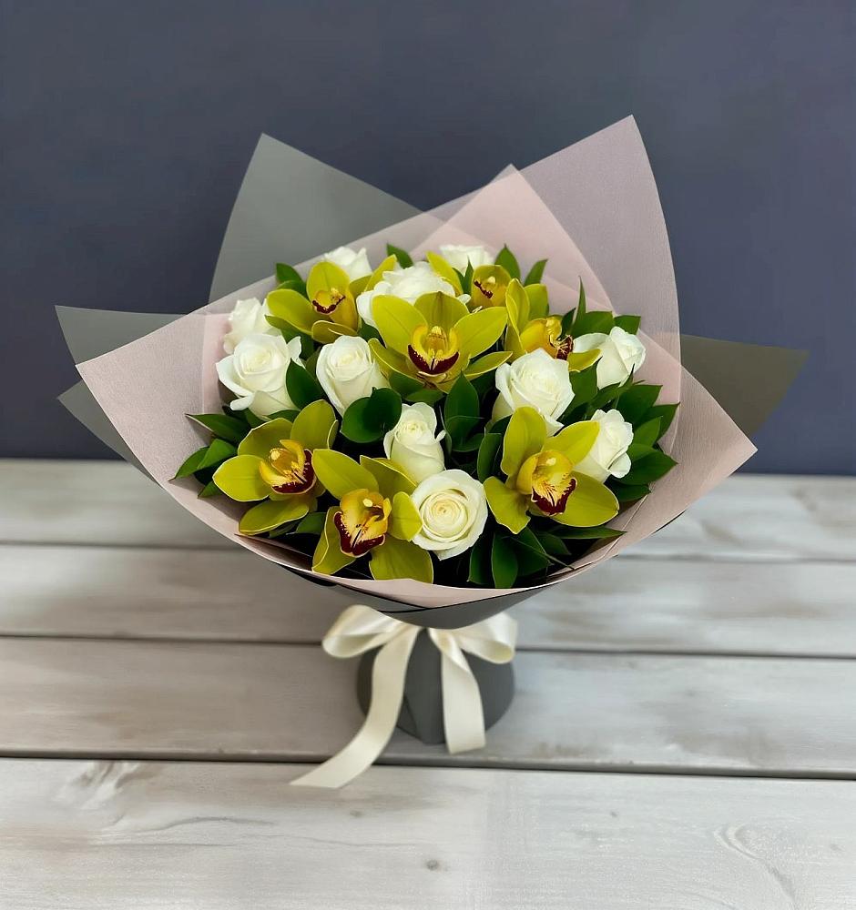 Букет цветов из: Орхидеи и Розы в Гремячево