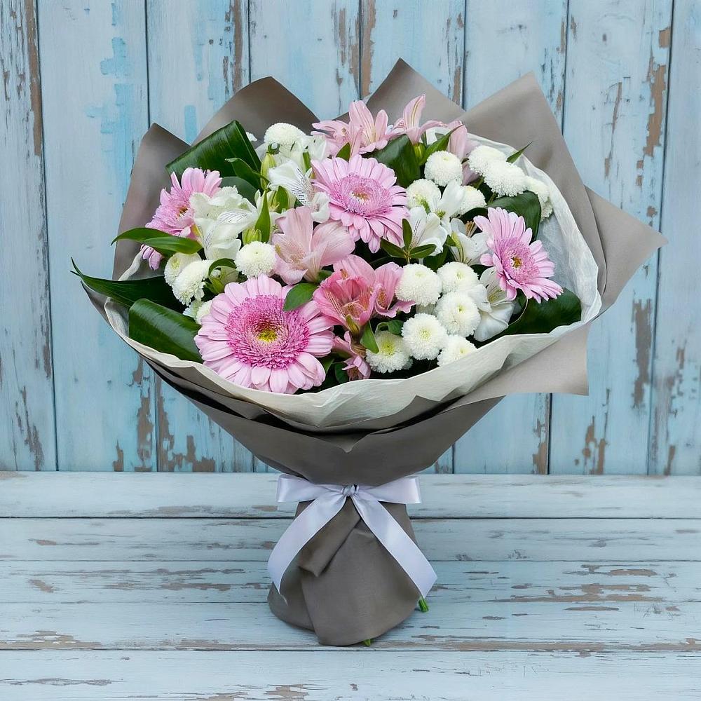 Букет цветов из: Герберы, Альстромерии и Хризантемы в Гремячево