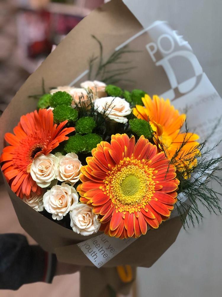 Букет цветов из: Герберы, Хризантемы и Розы в Гремячево