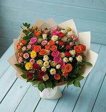 Букет Микс из разноцветных кустовых роз в Гремячево